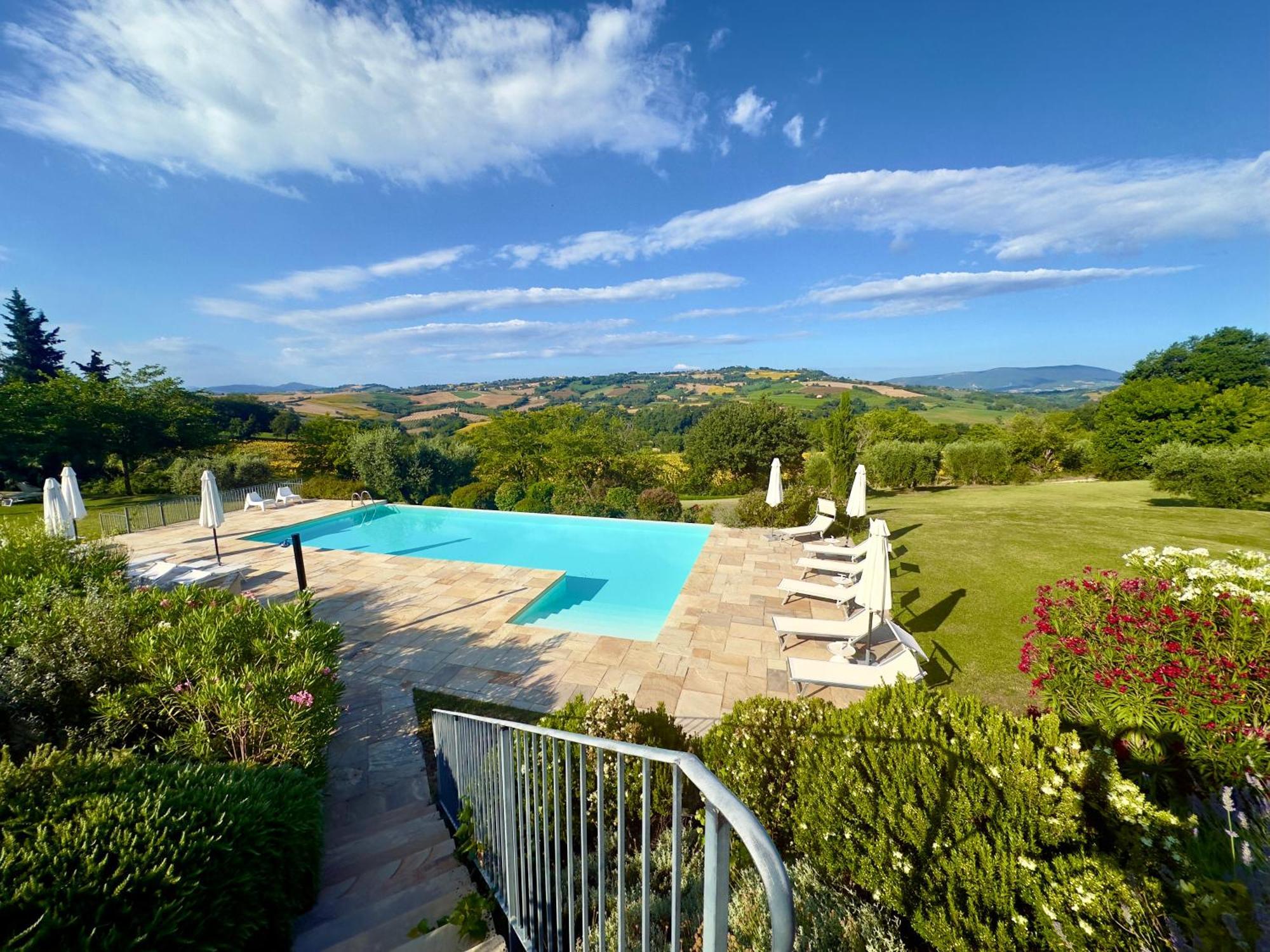 La Giravolta Country House Barchi Exterior photo